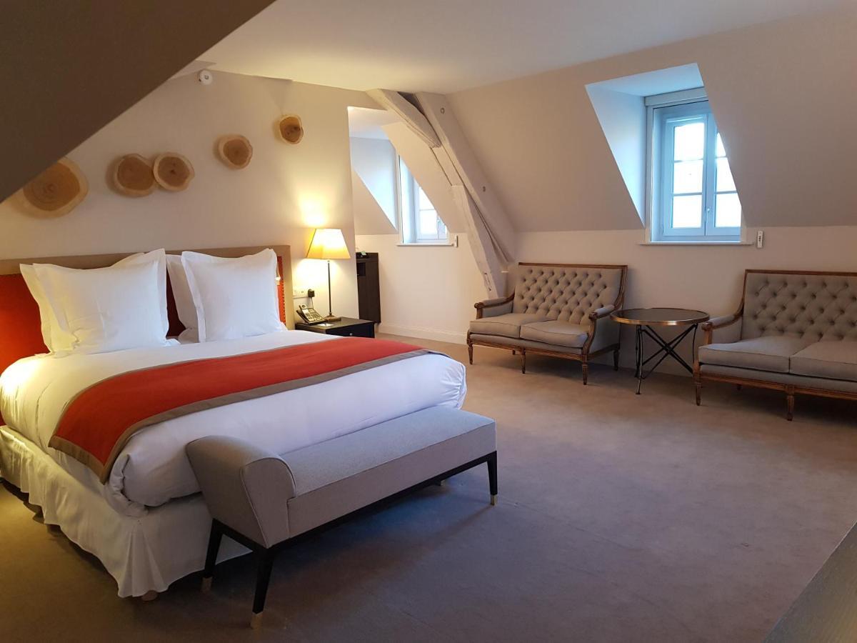 Chateau Saint-jean, Relais & Chateaux Hotel Montluçon